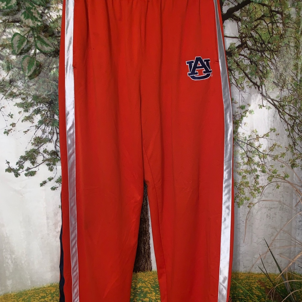 Auburn sweats